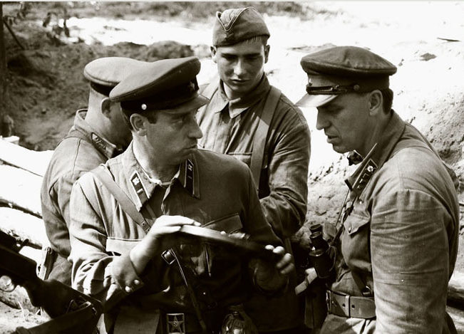 Кирпонос на фронте. 1941 г. 