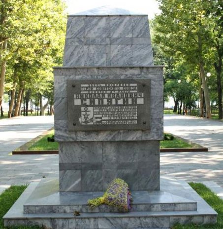 Памятник Герою Советского Союза Сипягину Н.И.