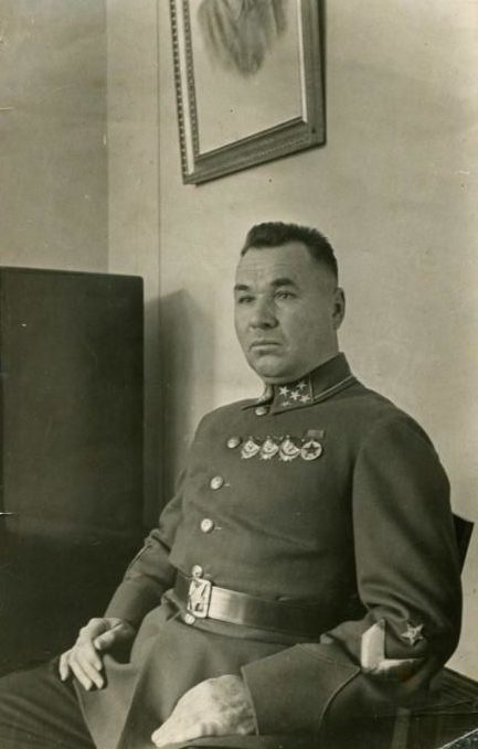 Генерал армии Апанасенко. 1941 г.