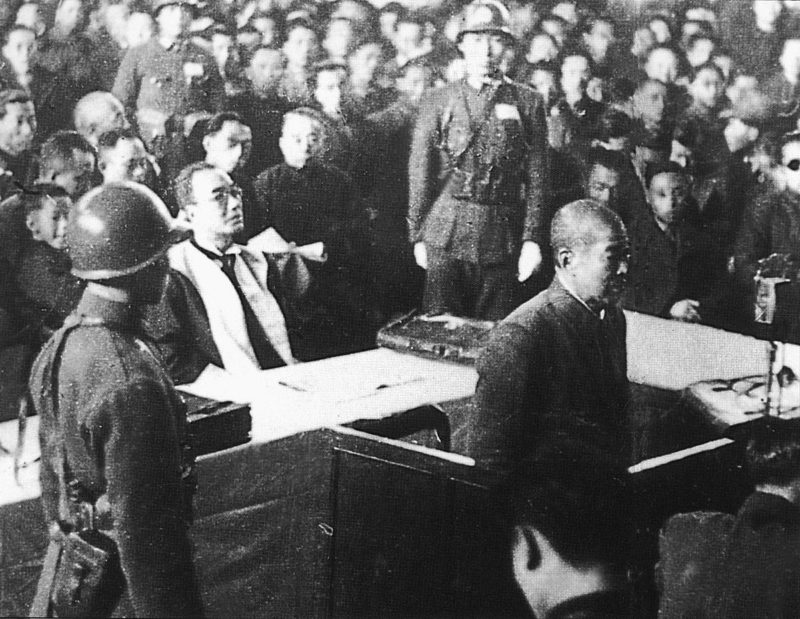 Подсудимый Хисао Тани на судебном заседании Нанкинского трибунала.