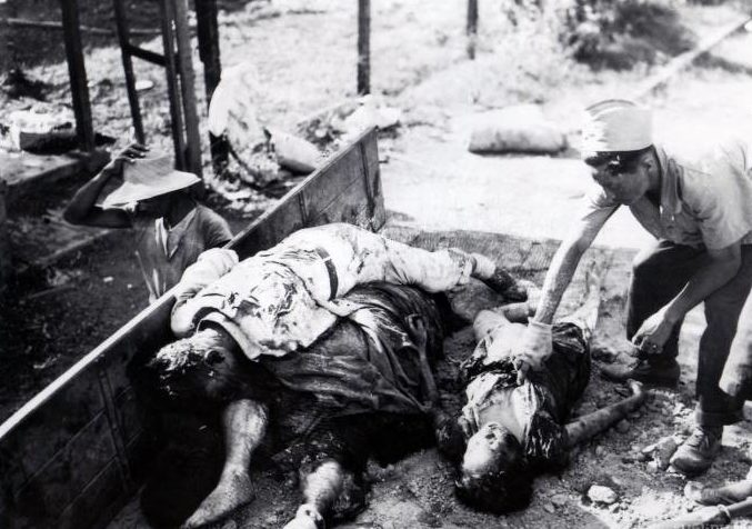 Тела убитых китайцев. Декабрь 1937 г.