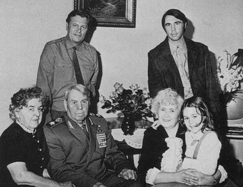 Маршал Василевский с семьей. 1975 г. 