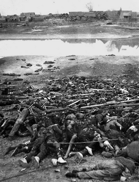Тела убитых и сожженных китайцев в Нанкине. Декабрь 1937 г. 