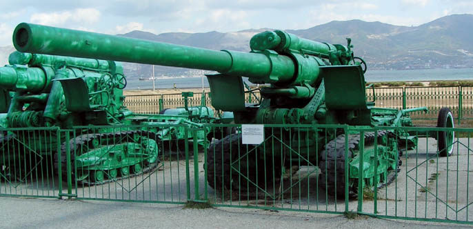 152-мм пушка БР-2.