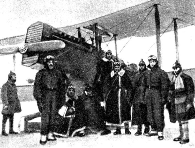 Конев (пятый справа) на занятиях КУВНАС Военной академии имени М.В. Фрунзе. 1926 г.