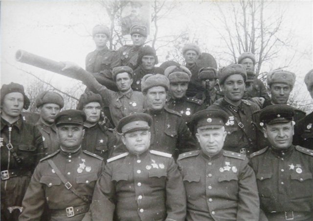 Н. Ф. Ватутин и Н. С. Хрущёв. 1943 г. 