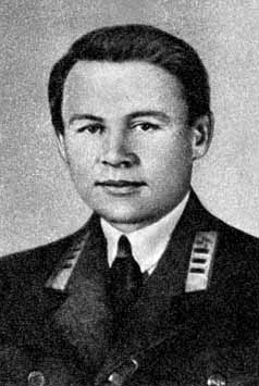 Лейтенант Вершинин К.А. – выпускник ВВИА РККА. 1932 г. 
