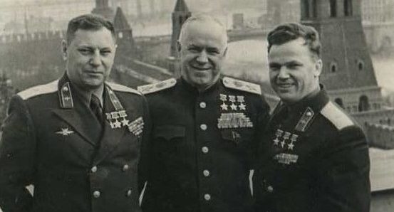 Жуков с Покрышкиным и Кожедубом. 1956 г. 