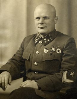 Голиков - начальник Разведуправления Красной Армии. 1940 г. 