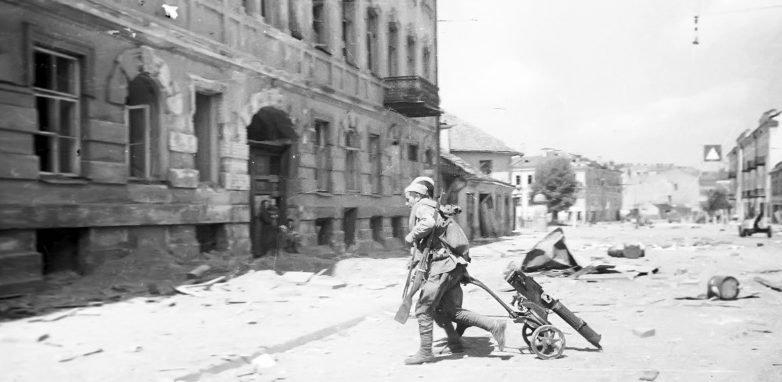 Уличные бои в Вильнюсе. Июль 1944 г.