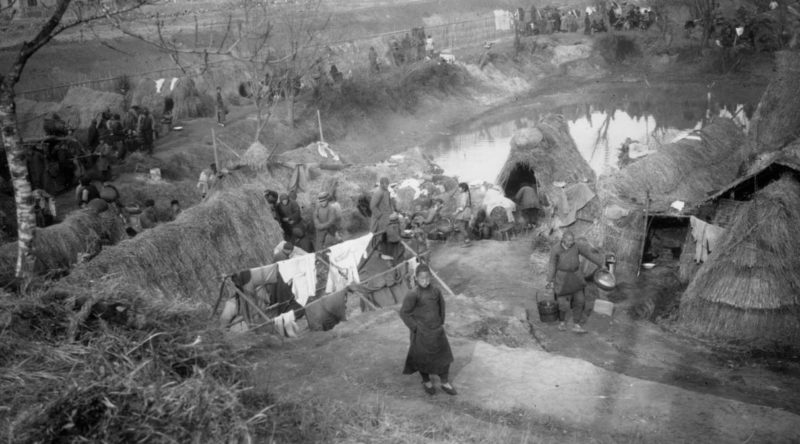 Хижины беженцев из Нанкина. 1938 г.