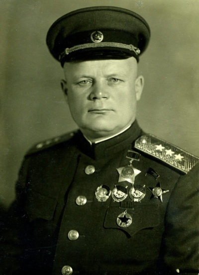 Генерал-полковник Голиков. 1943 г.