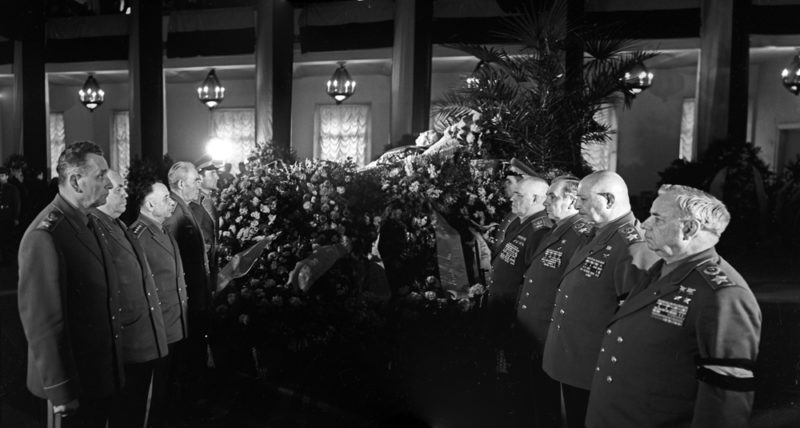 Похороны Малиновского. Краснознаменный зал Центрального дома Советской Армии. 1967 г.