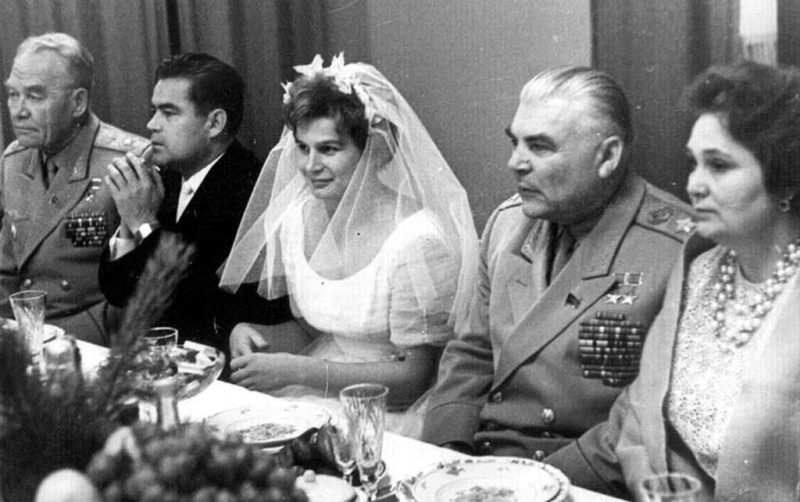 Вершинин на свадьбе космонавтов. 1970 г.