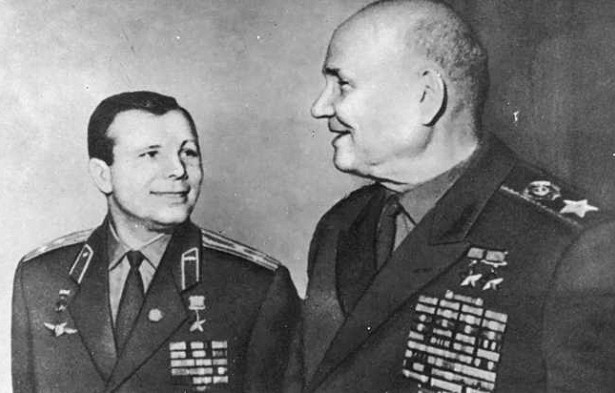 Гагарин и Конев. 1961 г.