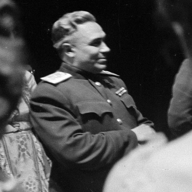 Генерал-полковник Берзарин. Апрель 1945 г. 