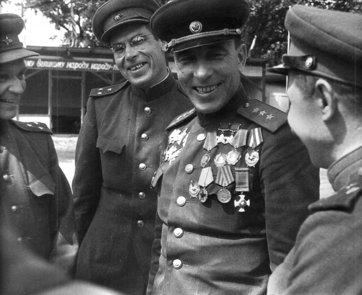 Генерал-полковник Богданов. Апрель 1944 г. 