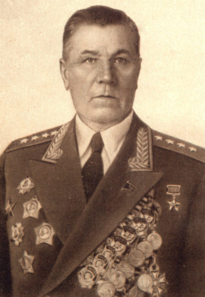 Генерал армии Горбатов. 1965 г.