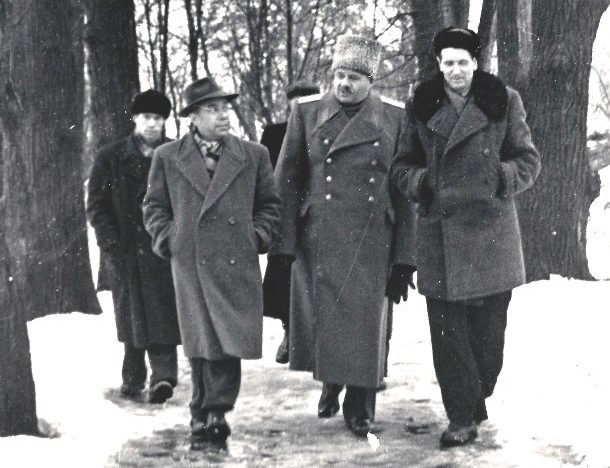 И. В. Болдин в музее-усадьбе «Ясная Поляна». 18 декабря 1958 г.
