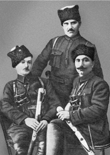 С. M. Буденный, В. А. Погребов и Г. К. Сиденко. 1919 г. 
