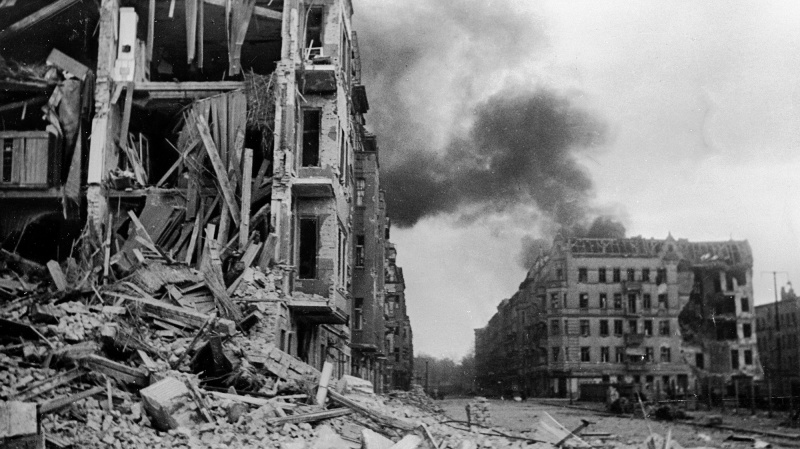 Руины Берлина. Май 1945 г. 