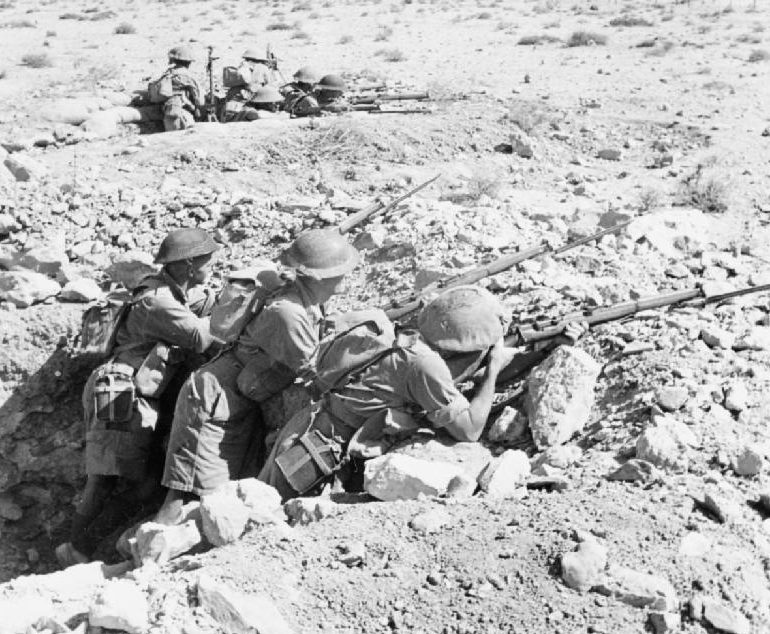 Австралийские солдаты в Северной Африке. 