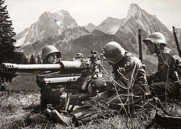 Швейцарская армия на учениях.1939 г. 