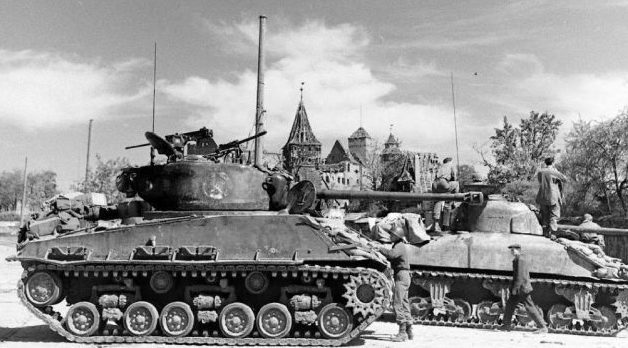Американские танки в Нюрнберге. 