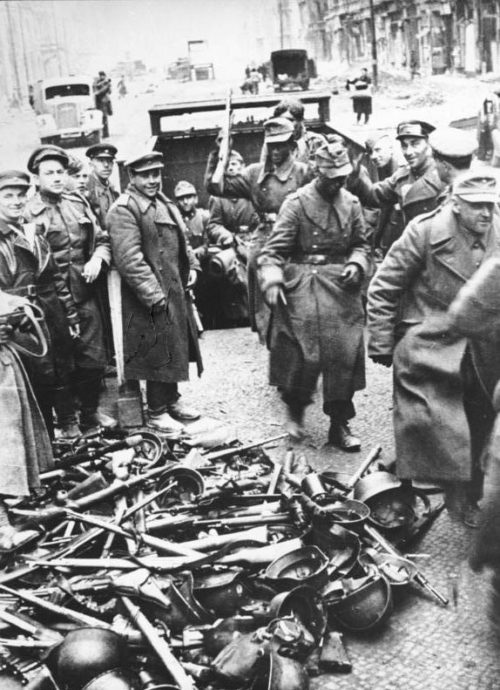Капитуляция Берлинского гарнизона. 2 мая 1945 г.