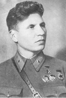 Федор Полынин после получения медали «Золотая Звезда Героя Советского Союза» за бои в Китае.