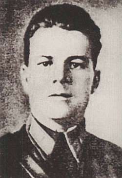 Командир группы «ДБ-32 капитан Г.А. Кулишенко.