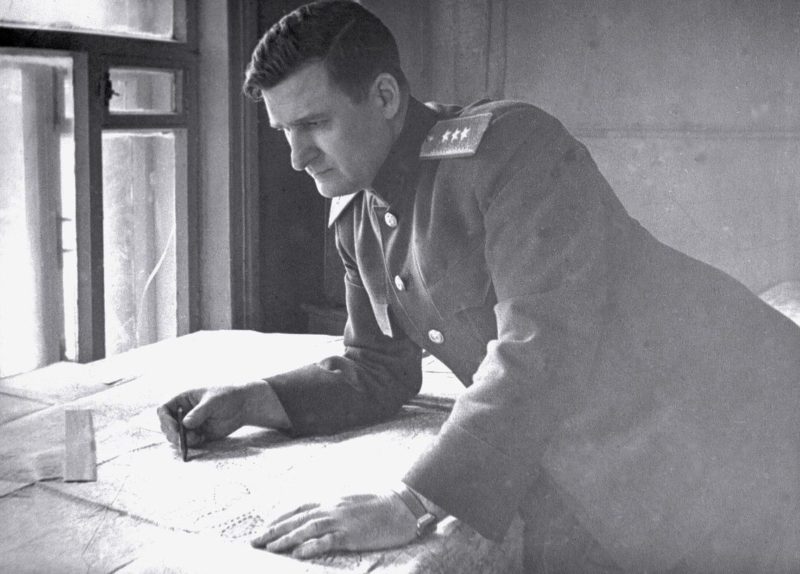 Командующий Западным фронтом генерал-полковник В.Д. Соколовский. 1943 г.