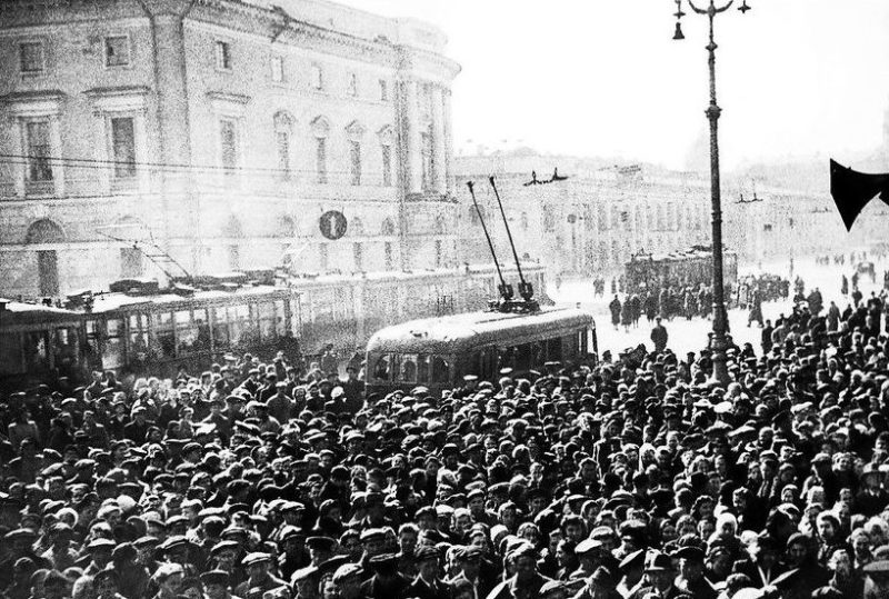 «Просыпайтесь! Победа!». Ленинград, 9 мая 1945 г.
