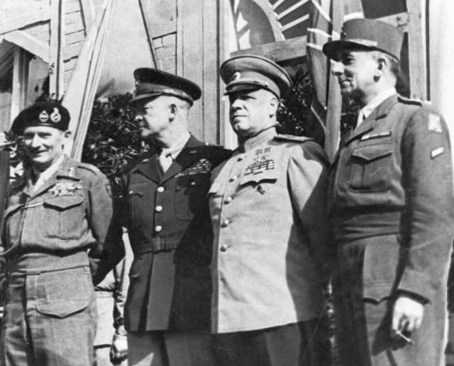 Главнокомандующие союзнических войск – подписанты Декларации. Берлин, 5 июня 1945 г. 