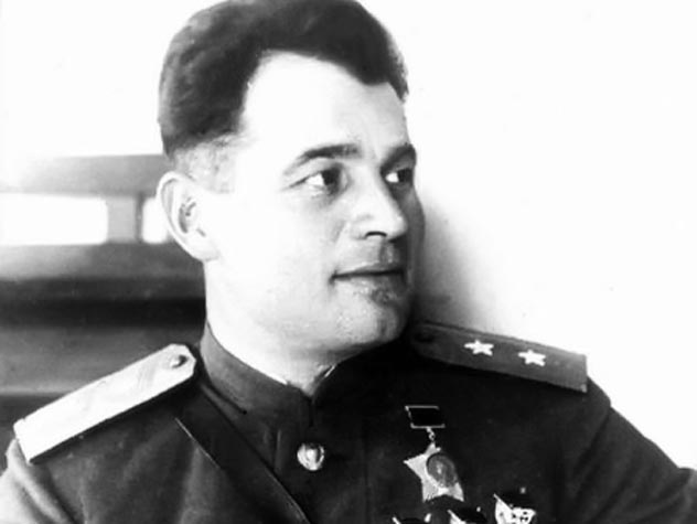 Генерал-лейтенант Черняховский. 1943 г.