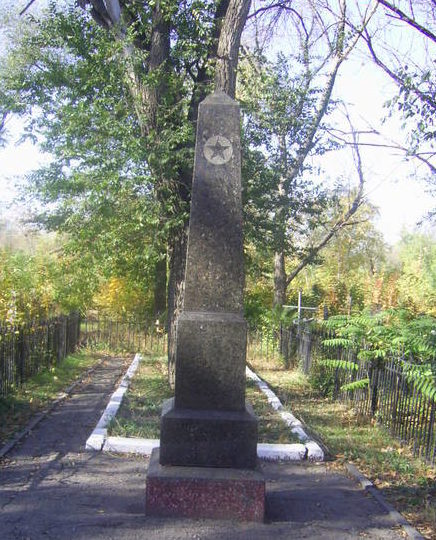 Памятник воинам Ростовского полка народного ополчения, погибшим в ноябре 1941 года,