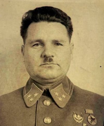 Генерал-лейтенант Ремезов. 1942 г.