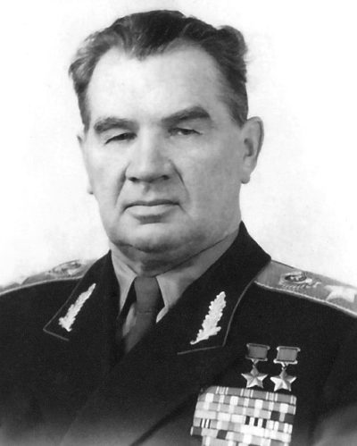 Маршал Чуйков. 1960 г.