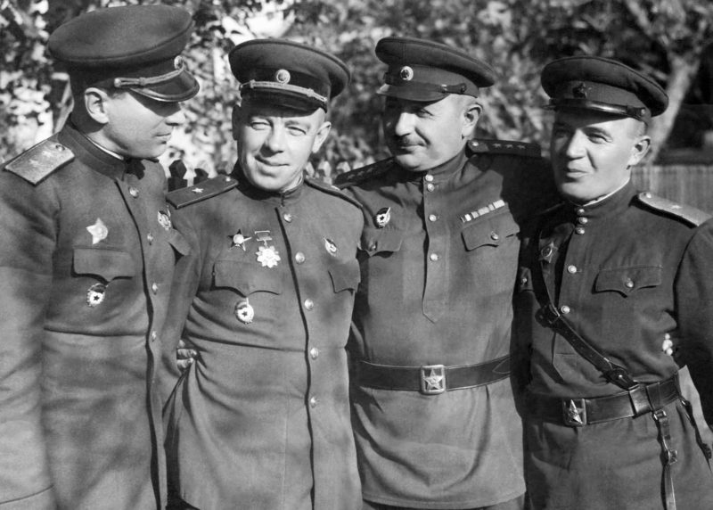 Шафранов среди генералов. 1943 г.