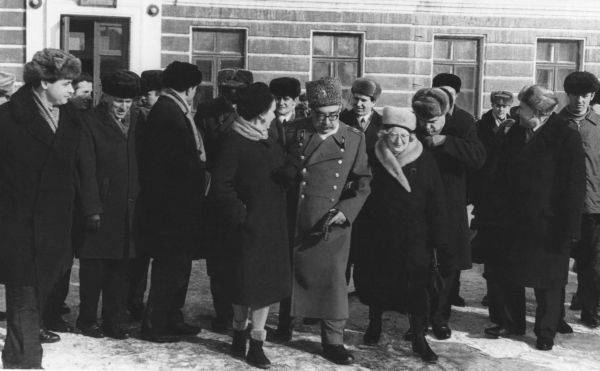 Супруги Ротмистровы в Прохоровке. Февраль 1971 г. 