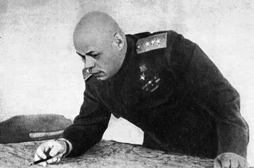 Генерал-полковник танковых войск Рыбалко. 1943 г.