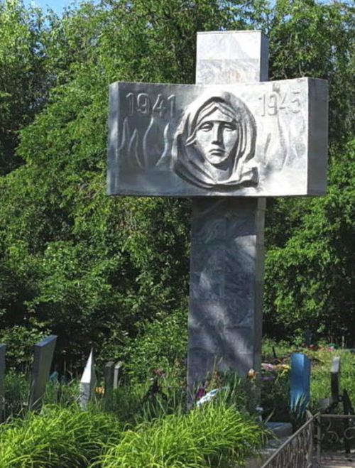 ст-ца Мечётинская Зерноградского р-на. Братская могила, в которой захоронено 195 советских воинов, в т.ч. 55 неизвестных.