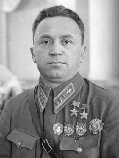 Комкор Денисов. 1940 г.