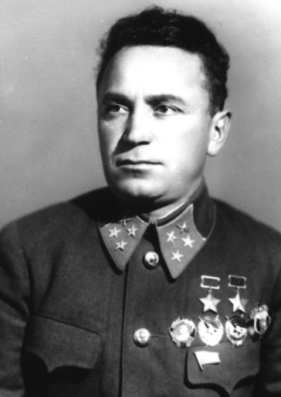 Генерал-лейтенант авиации Денисов. 1940 г.