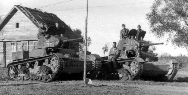 Немецкие танки в окрестностях города. Октябрь 1941 г.