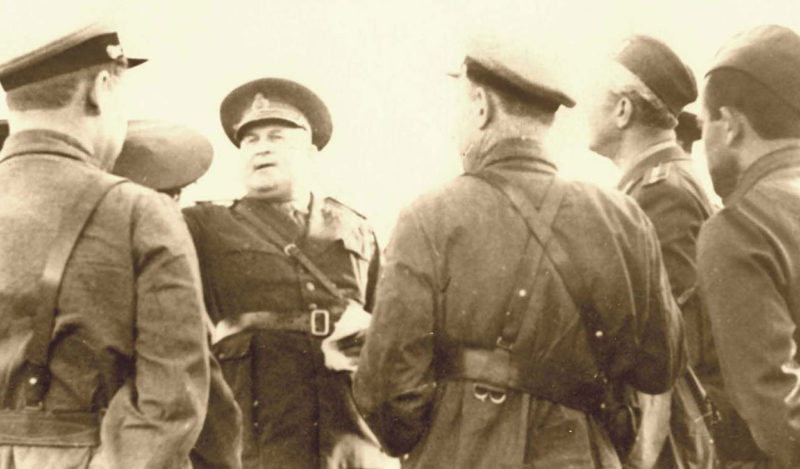 Встреча румынских и советских офицеров. Июнь 1940 г.