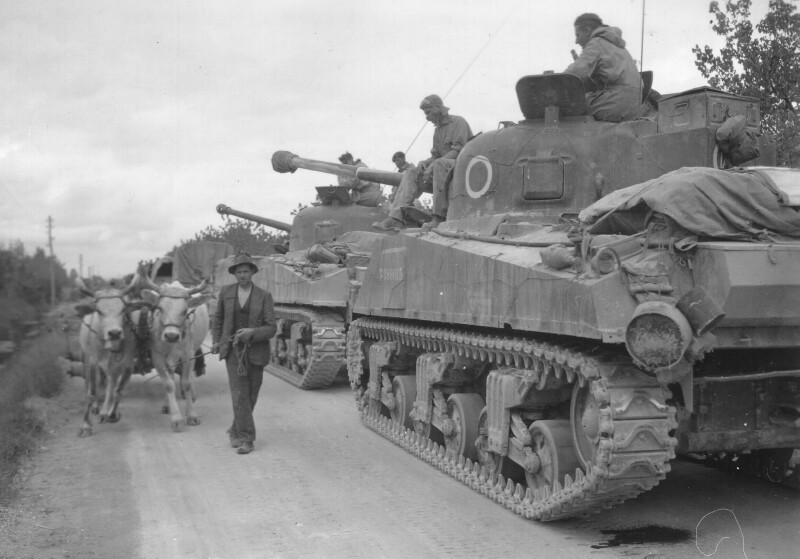 Южноафриканские танки в Италии. 1944 г.