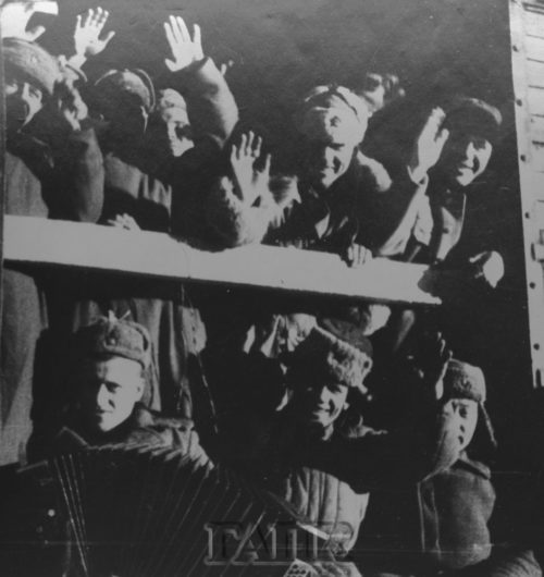 Отправка на фронт добровольцев. Октябрь 1941 г.