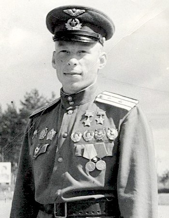 Дважды Герой Советского Союза Алелюхин. 1943 г.