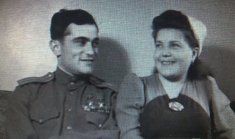 Амет-Хан Султан с супругой Фаиной Широковой. 1946 г.